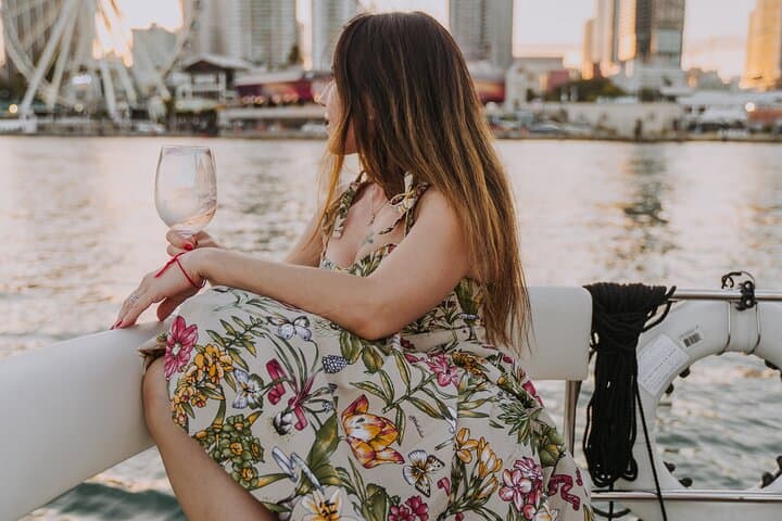 Private Luxury Miami E-Boat Cruise with Wine & Charcuterie photo 6