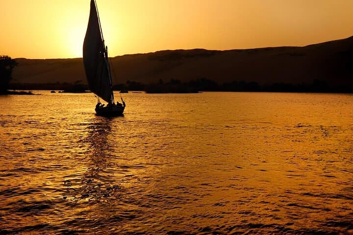 Sunset Felucca Sail on the Nile — Private Luxor Tour photo 3