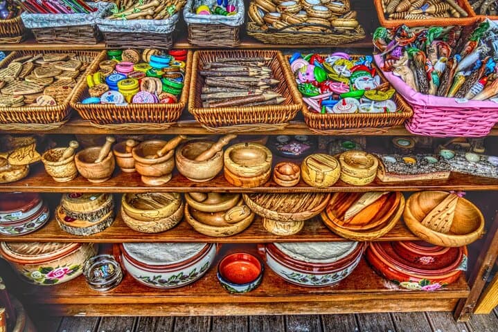 Luxor Private Shopping Tour: Alabaster, Papyrus & Market Treasures photo 6