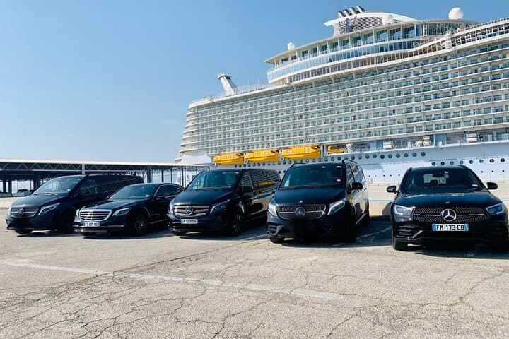 Private Shore Excursion Aix Marseille Cassis: Day Tour with Driver-Guide