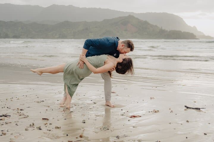 Private North Shore Kauai Photo Session — Capture Golden-Hour Portraits on Hanalei Bay photo 5