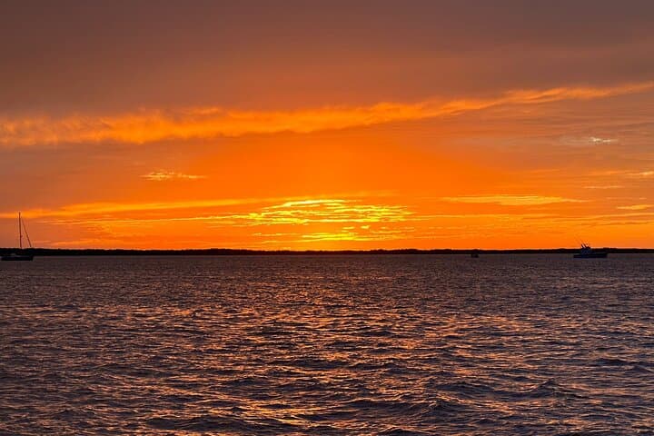 Private Sunset Cruise Key Largo: VIP 90-Min Boat Charter