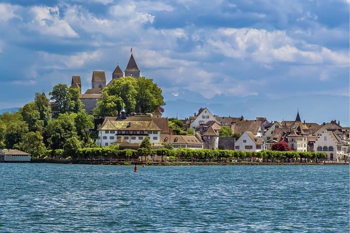 Drive 4 Countries in a Day: Private Daytrip from Zurich to Lindau, Bregenz, Vaduz & Rapperswil photo 3
