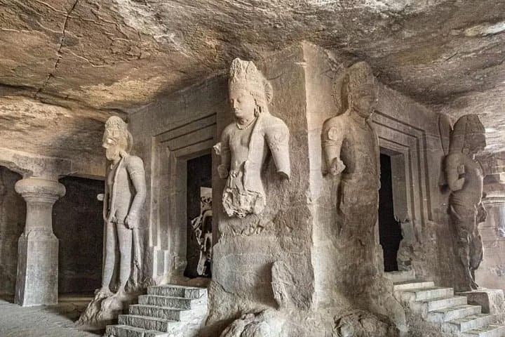Mumbai Private Bollywood Tour with Elephanta Caves and Ferry Ride photo 6