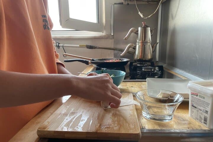 Healthy Istanbul Morning: Yoga & Authentic Turkish Breakfast in a Local Home photo 5