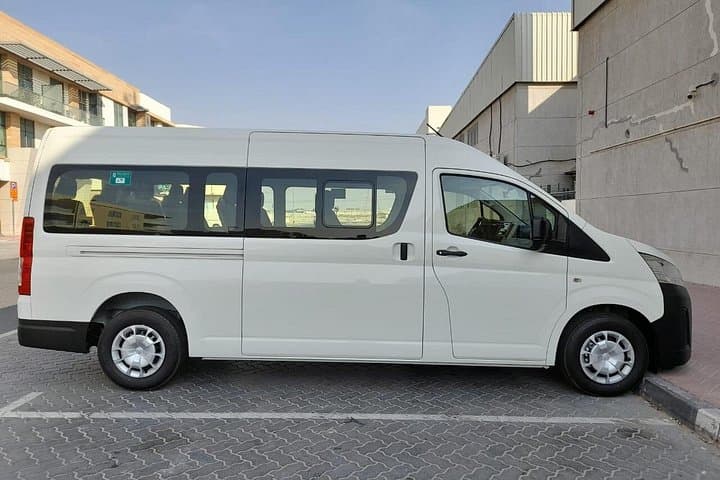 Private Coach Transfer from Dubai Airport to City Hotels — Seamless Arrival photo 1