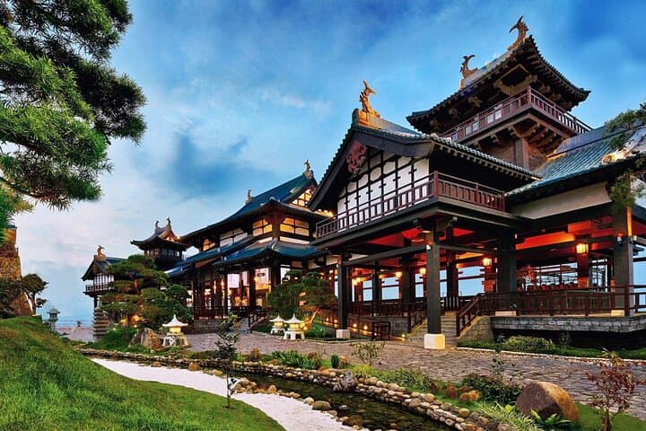 Sun World Halong: Queen Cable Car, Dragon Park & Typhoon Water Park Guide photo 6