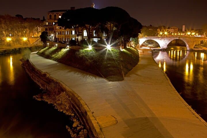 Rome Twilight Private Night Tour with Aperitivo — 3-Hour Evening Highlights photo 6