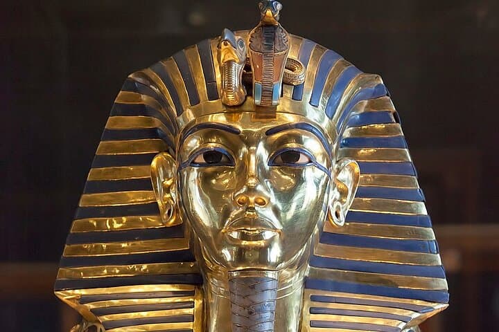 Two-Day Cairo: Giza Pyramids, Saqqara & Dahshur Discovery Tour photo 3