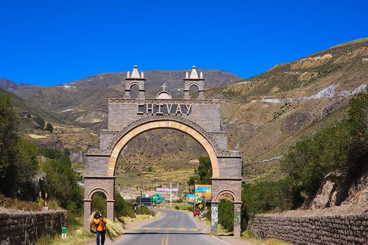 2-Day Colca Canyon Tour: Condors, Hot Springs & Andean Terraces photo 4