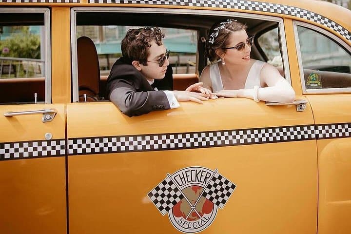 Private Vintage NYC Taxi Tour of Manhattan — Classic Cab Sightseeing photo 3