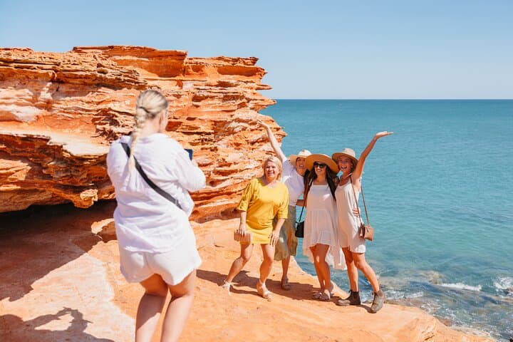 Discover Broome: Cable Beach, Pearl History & Gantheaume Point Panoramic Bus Tour