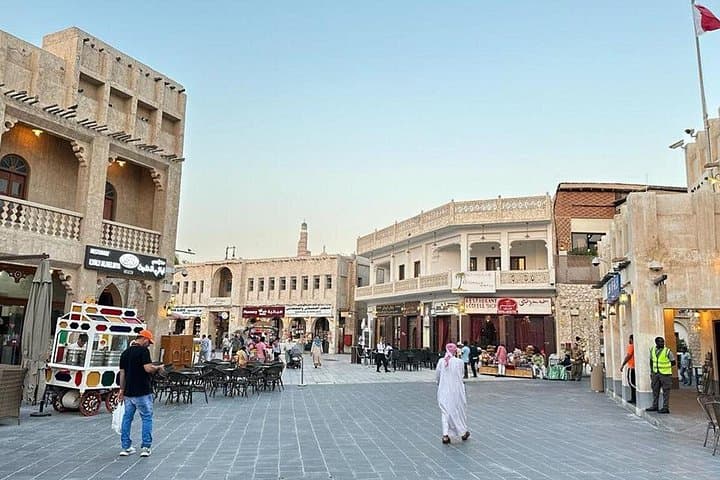 Doha Guided City Tour: Corniche, Souq Waqif & Cultural Highlights