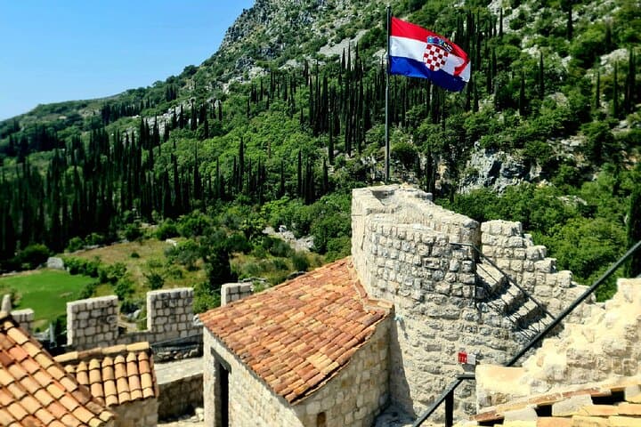Coastal Flavors: Dubrovnik to Konavle Private Gastro Tour