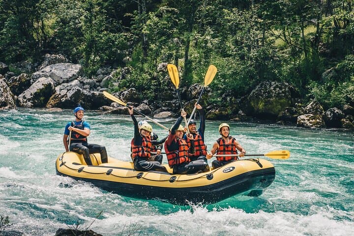 4-Hour Tara River Rafting: Brštanovica to Camp (17 km)