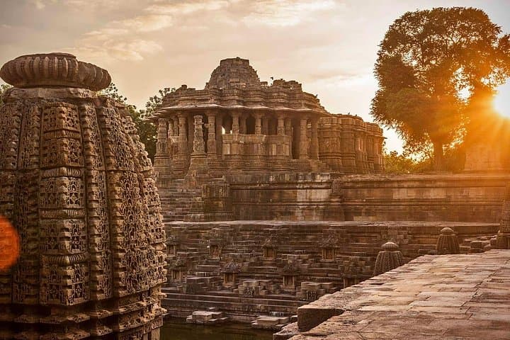 Ahmedabad to Indore Architecture & Temple Tour — 7-Day Temple Trail from Adalaj to Ujjain