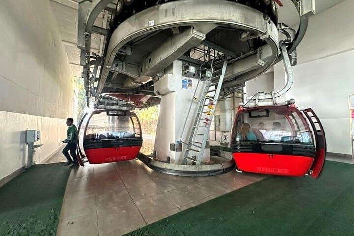Chandragiri Hills Cable Car: Panoramic Kathmandu Views & Temple Visit photo 5