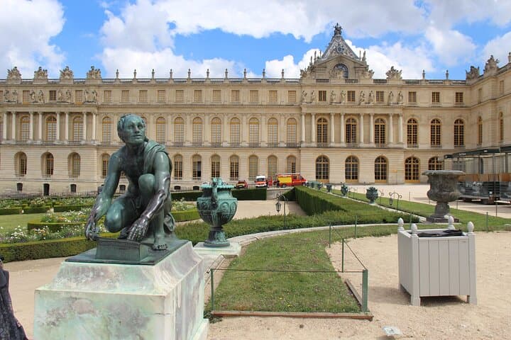 Versailles Palace, Gardens & Trianon: Priority Entry with Musical Fountains photo 4