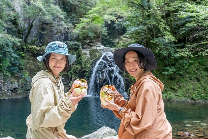 Private Bento-Making Hike to Akame 48 Waterfalls — Local Guide & Nunobiki Falls