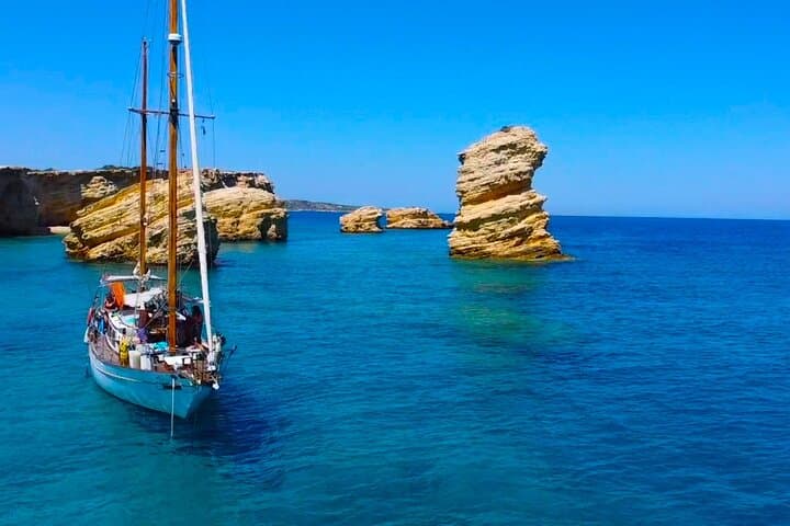 Private Full-Day Sailing to Koufonisi and Naxos from Paros photo 4