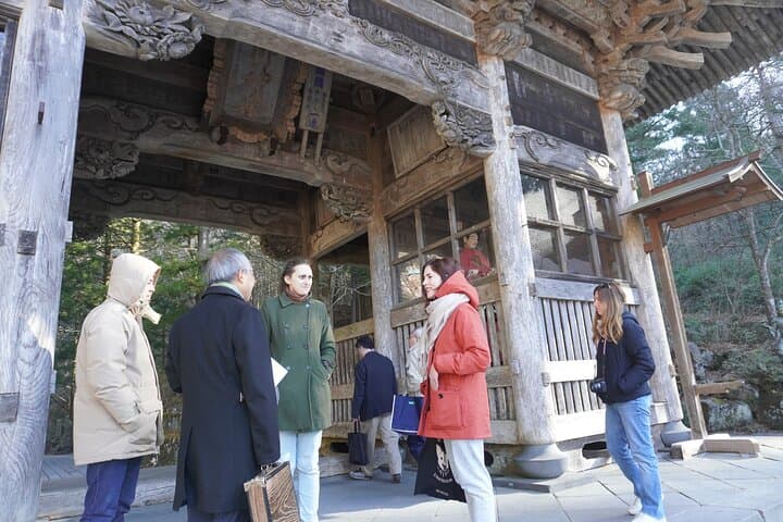 Haruna Shrine Private Tour: Good Fortune at Mt. Haruna, Gunma photo 2