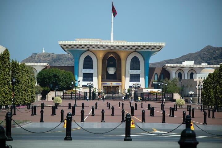 Private Muscat Sightseeing: Grand Mosque, Muttrah & Royal Sights in One Day