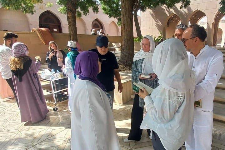 Muscat Half-Day Highlights: Grand Mosque, Muttrah Souq & Coastal Palaces photo 3
