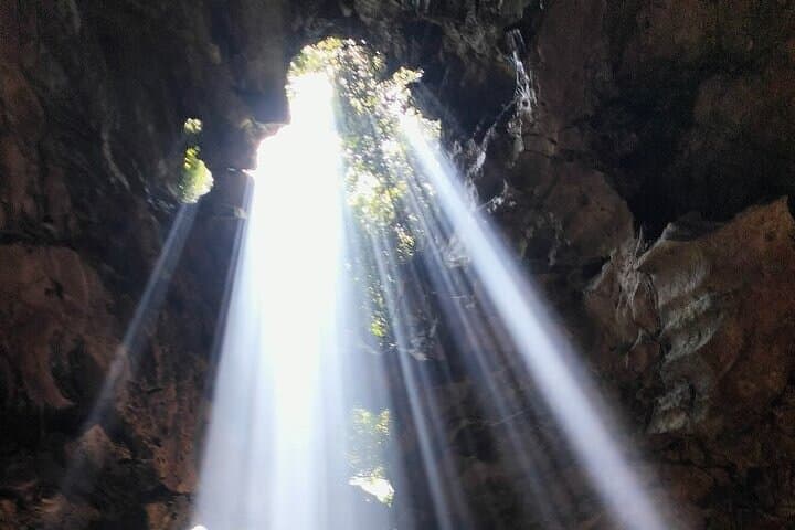 Discover Da Nang: Culture, Cuisine, and Captivating Sunsets photo 4