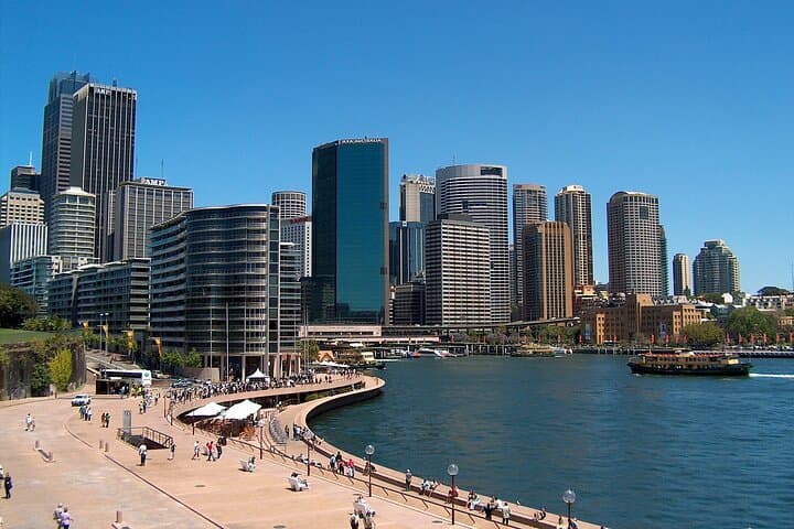 Sydney Must-See Walking Tour: Circular Quay, Opera House & Harbour Views photo 2