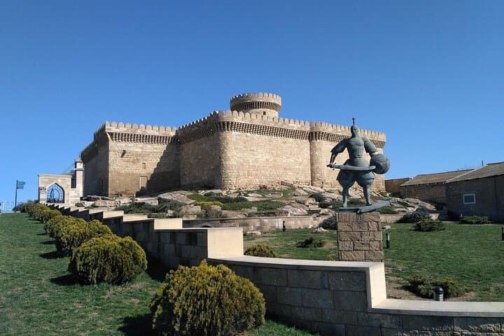 Half-Day Absheron Tour: Gala Archaeological Reserve, Ateshgah & Yanar Dag