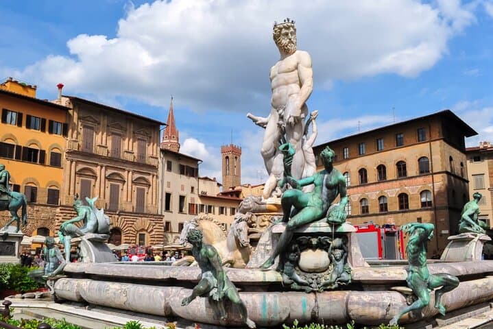 Florence City Centre Scavenger Hunt: Self-Guided Sights & Puzzle Tour photo 2