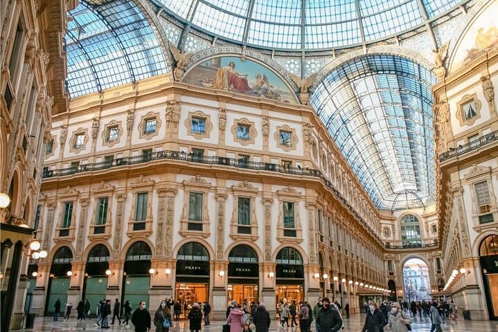 Milan Scavenger Hunt: Self-Guided Walking Tour & City Sights photo 6