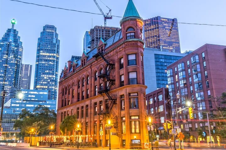 Toronto Scavenger Hunt and Self-Guided City Walk: Solve Clues, See Sights photo 6