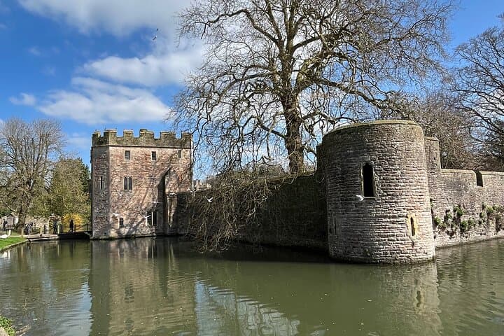 From Bath to Cheddar Gorge: Private Day Trip to Glastonbury Tor & Wells Cathedral photo 6