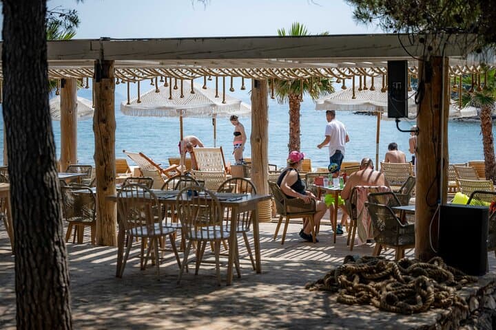 Blue Lagoon Speedboat Tour from Split — Trogir, Šolta & Swimming Stops photo 4