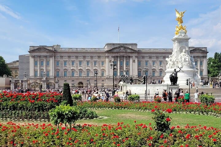 Inside Buckingham Palace State Rooms & Royal London Walking Tour — Skip-the-Line Guide photo 2