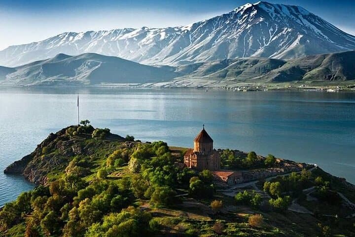 Day Trip from Yerevan: Lake Sevan, Dilijan, Haghartsin & Tsaghkadzor