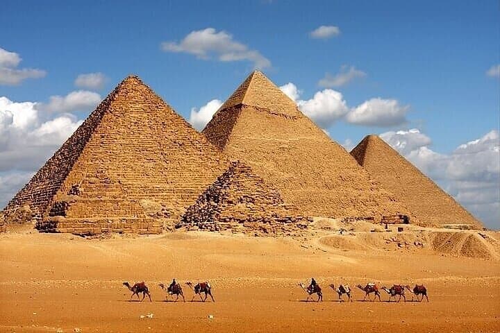 2-Day Private Cairo Tour: Giza Pyramids & Egyptian Museum photo 3