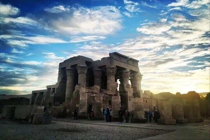 Edfu and Kom Ombo Temples Private Day Tour from Luxor — Complete Visitor Guide photo 6