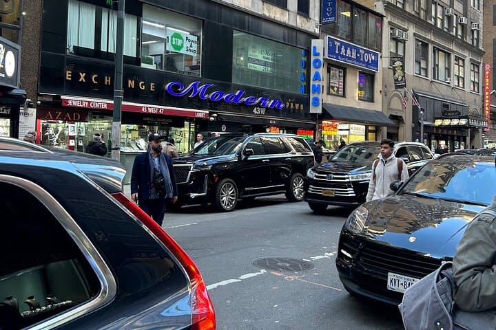 Dream Diamond Hunt: Insider Guide to New York's Diamond District photo 5