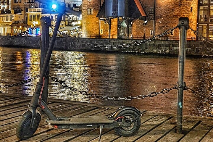 Gdansk Electric Scooter Tour: 90-Minute Guided Old Town Ride photo 5