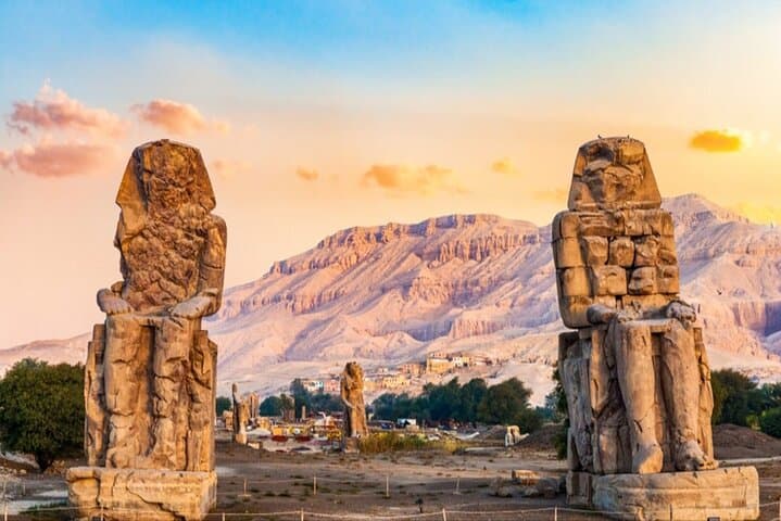 Sunrise Hot Air Balloon and West Bank Tour — Luxor Valley of the Kings Experience photo 2