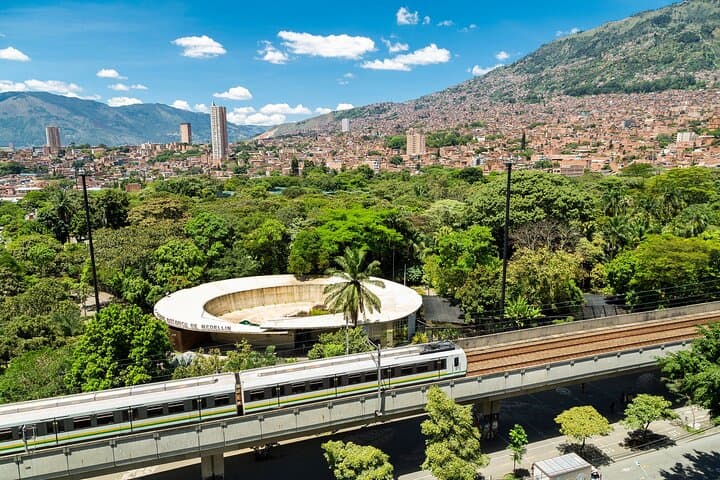 Medellín Botanical Garden & Arví Park Day Tour — Metrocable, Trails, City Views