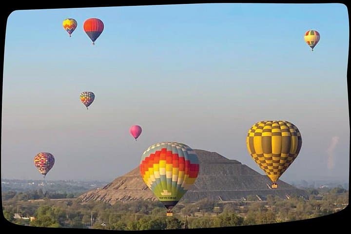 Sunrise Balloon Flight Over Teotihuacán: Hot-Air, Breakfast & Archaeological Tour from CDMX photo 4