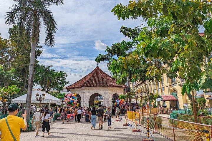 Half-Day Cebu City & Sirao Flower Garden Tour — History, Views & Photo Stops