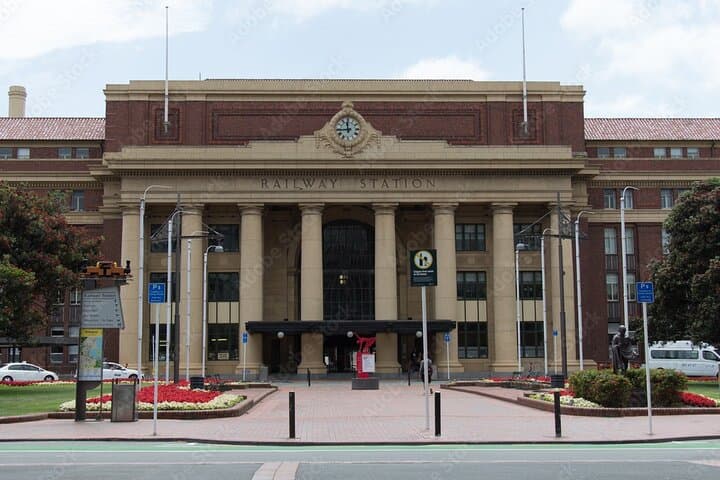Wellington Walking Introduction: Botanic Gardens, Cable Car & Cuba Street photo 3