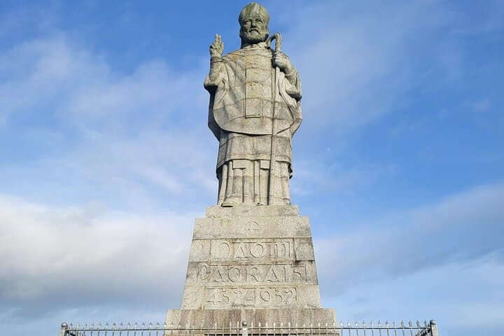 Explore St Patrick’s Sites and Hillsborough Castle: Full‑Day Downpatrick & Gardens Tour