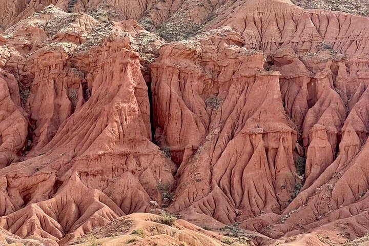 3-Day Around Issyk-Kul: Jeti-Oguz, Barskoon & Skazka Canyon photo 5