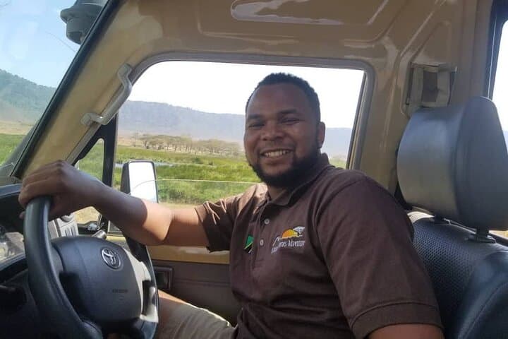 3-Day Private Serengeti & Ngorongoro Safari from Arusha (Mid-Range)