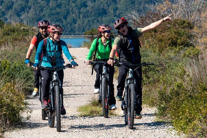 E-Bike Navarino Trail: Ride Gialova Lagoon to Voidokilia Beach